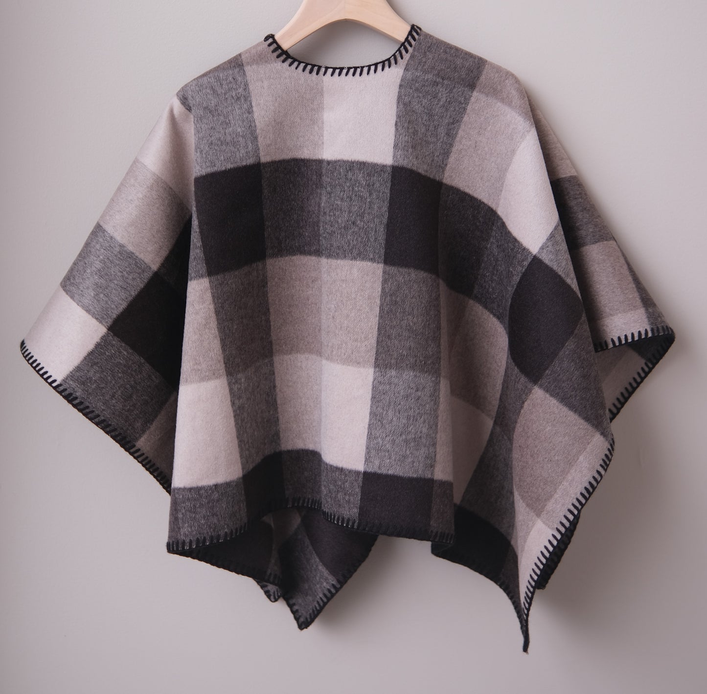 V&V Merino Wool Cape