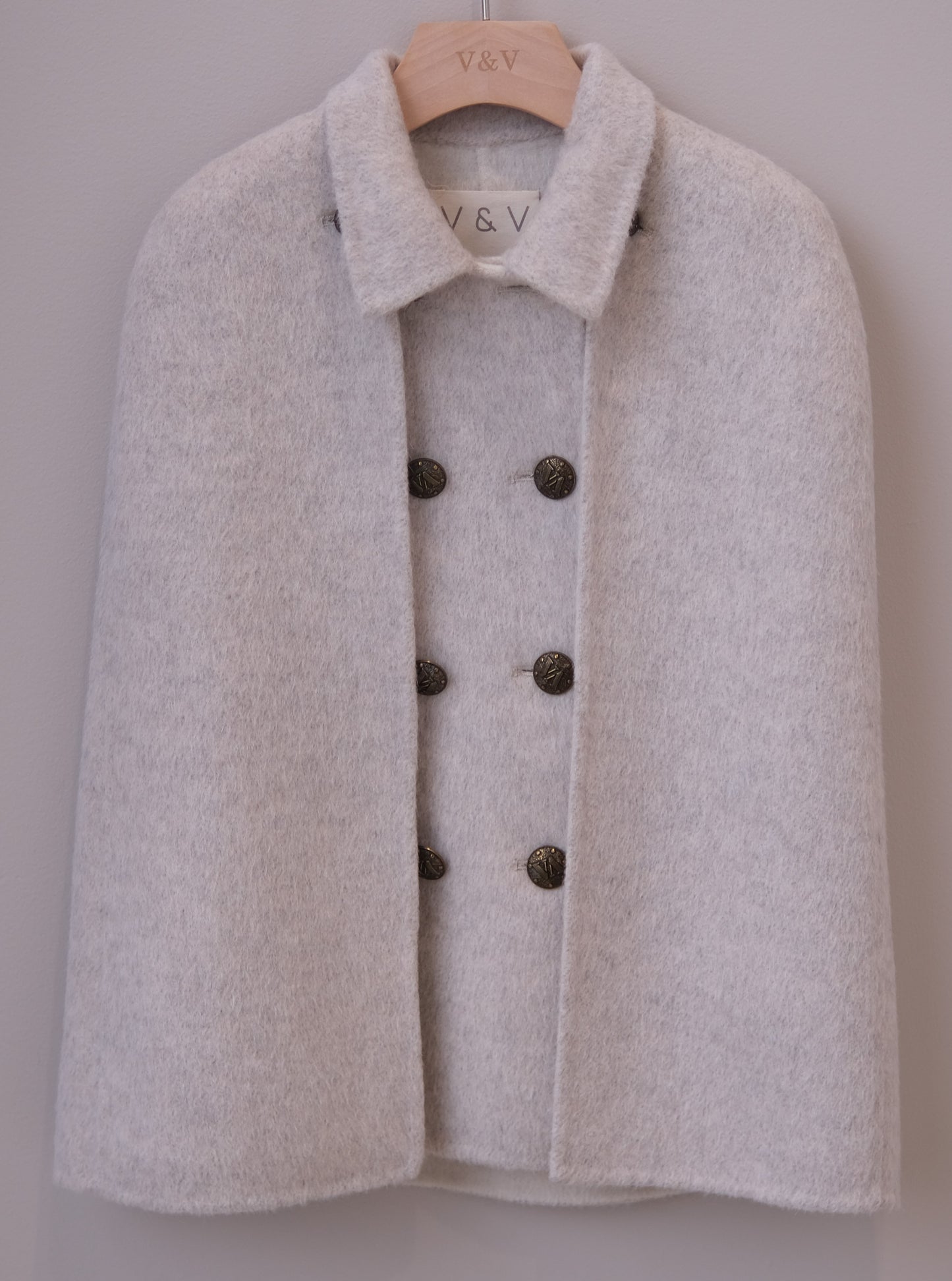 Cape-effect Cashmere and Wool coat