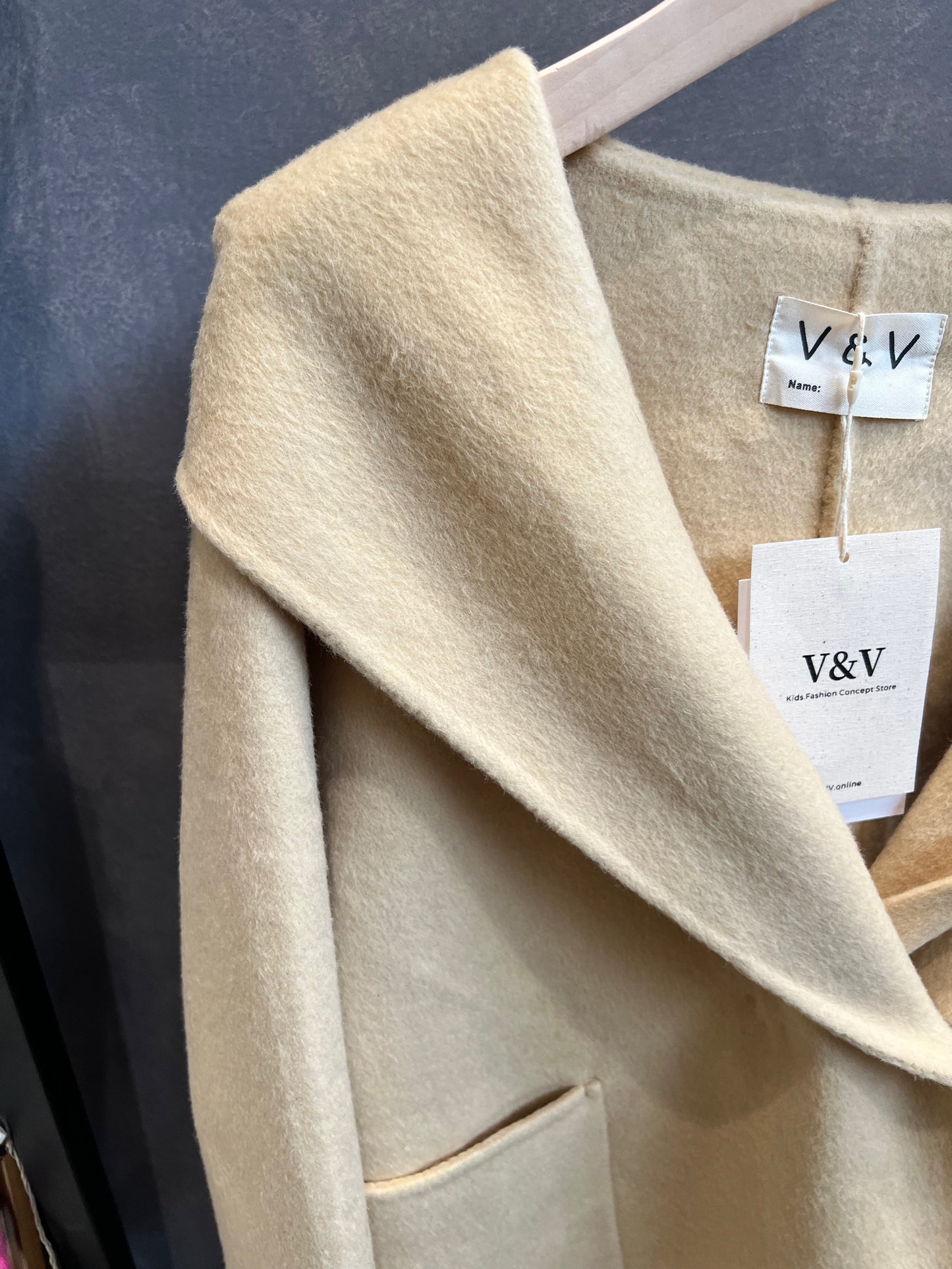 V&V Wool and Cashmere Blended Coat