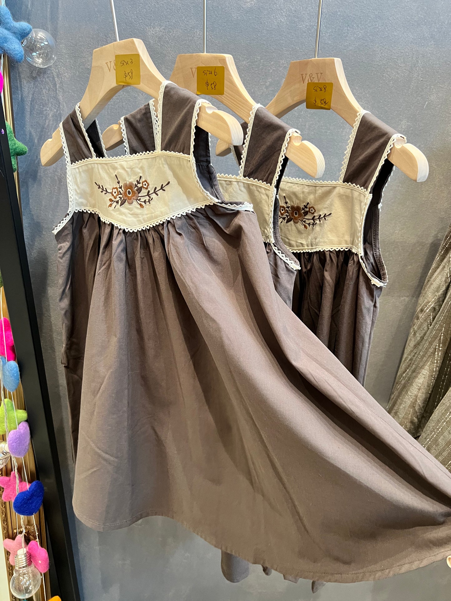 V&V Embroidery Dress