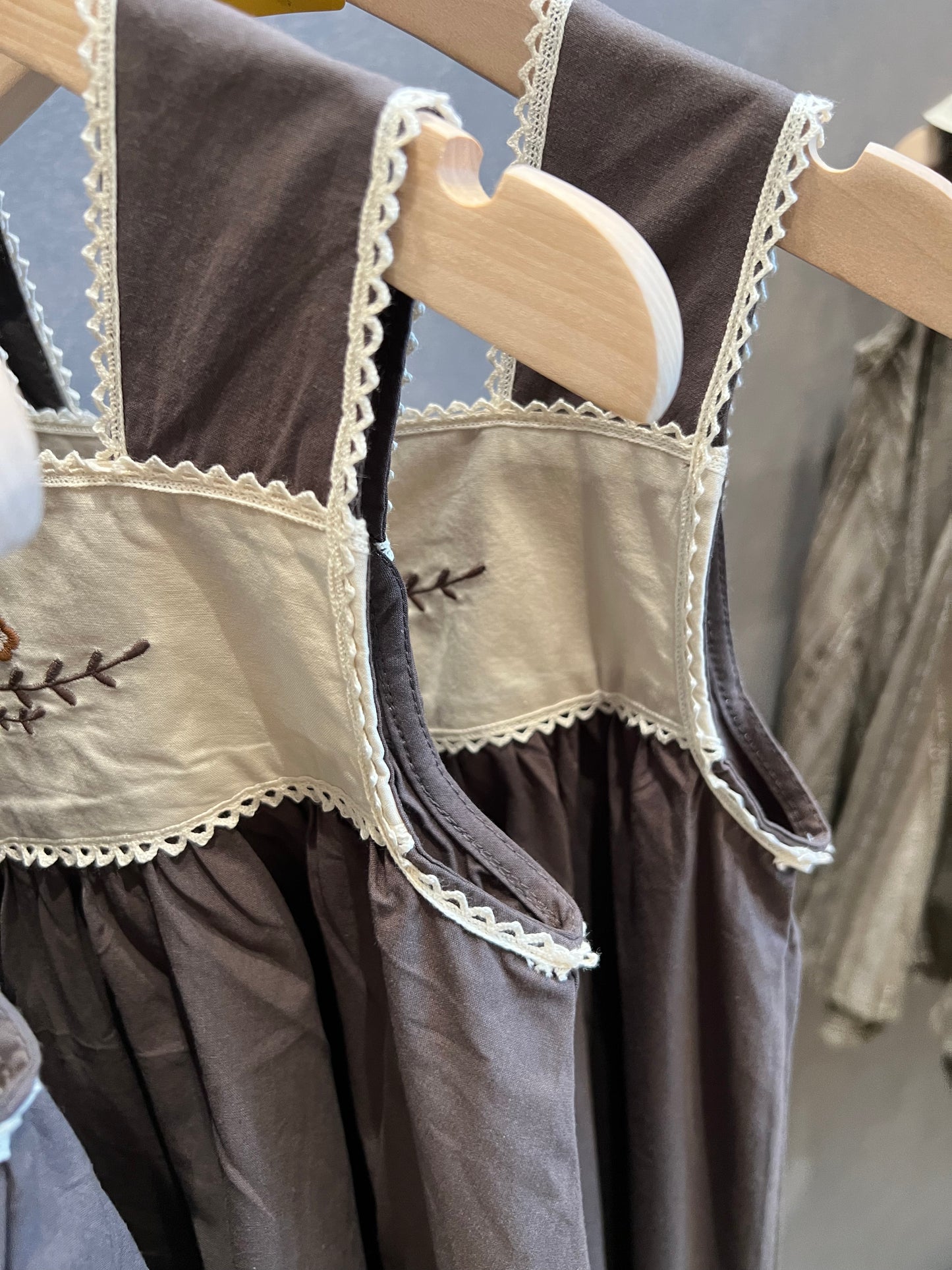 V&V Embroidery Dress
