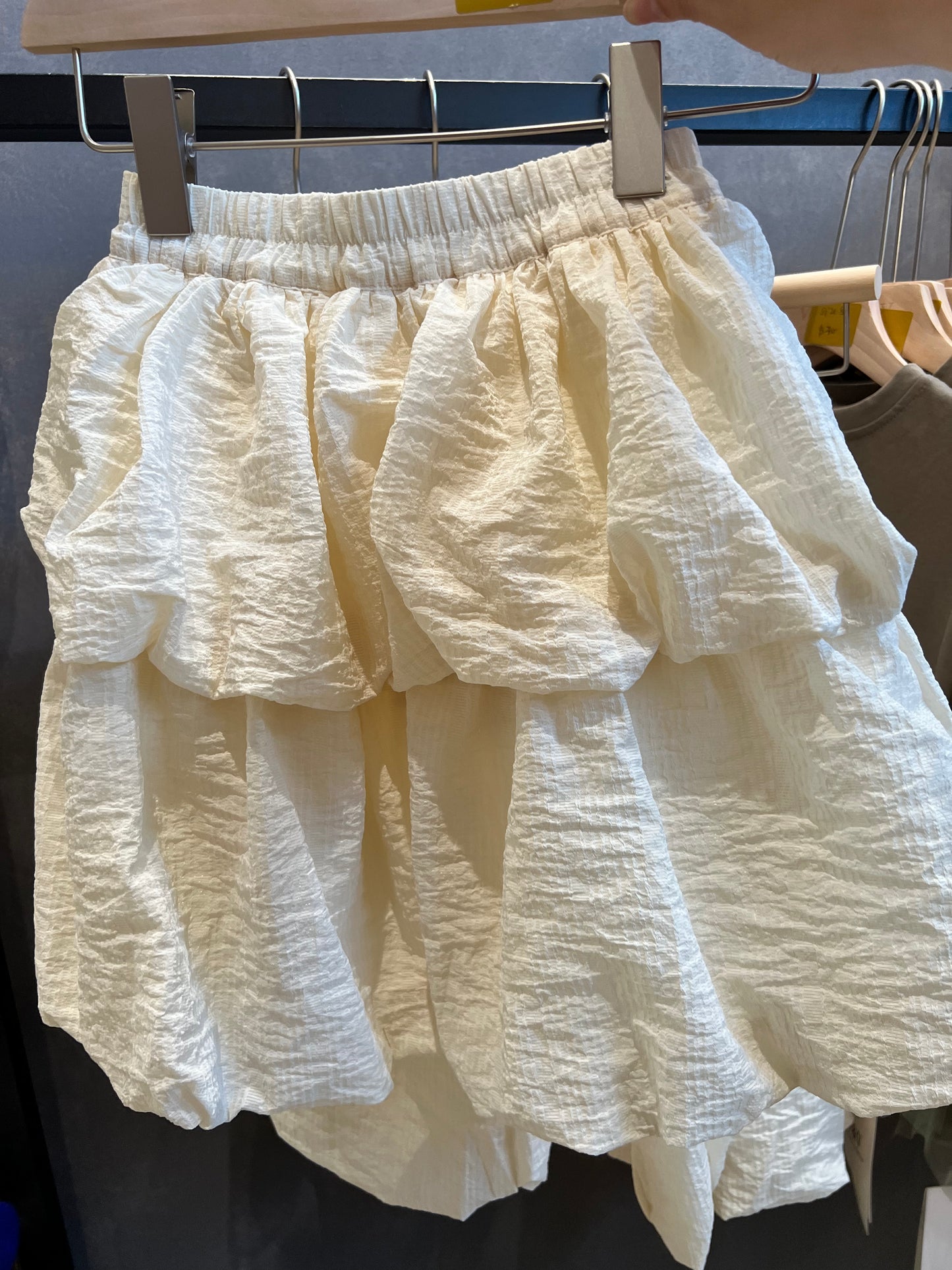 V&V Pumpkin Skirt in Cream