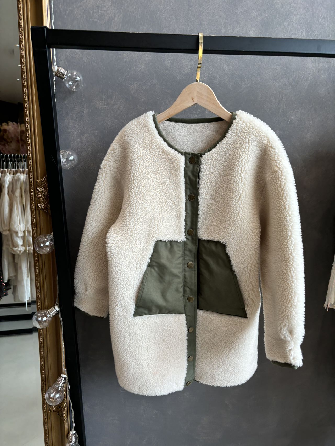 V&V Warm Wool Coat