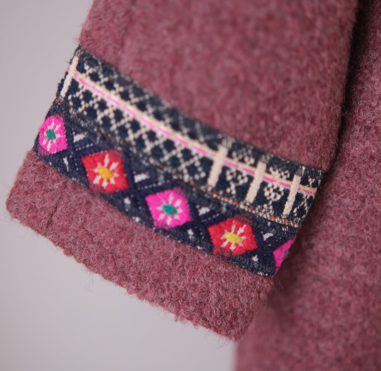 Vintage Ethnic embroidery artwork wool coat