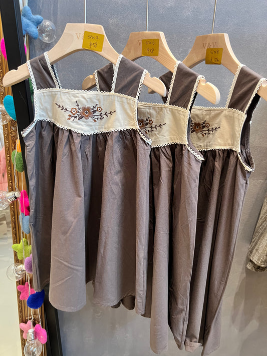 V&V Embroidery Dress