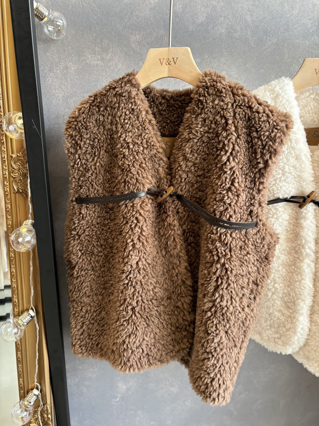 V&V Wool Vest