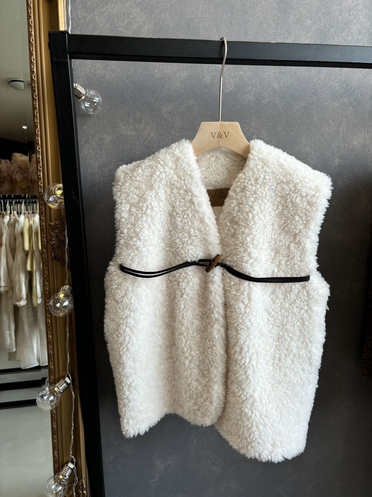 V&V Wool Vest