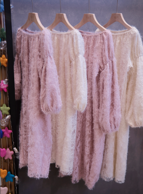 V&V Wool Blended Lace Dresss
